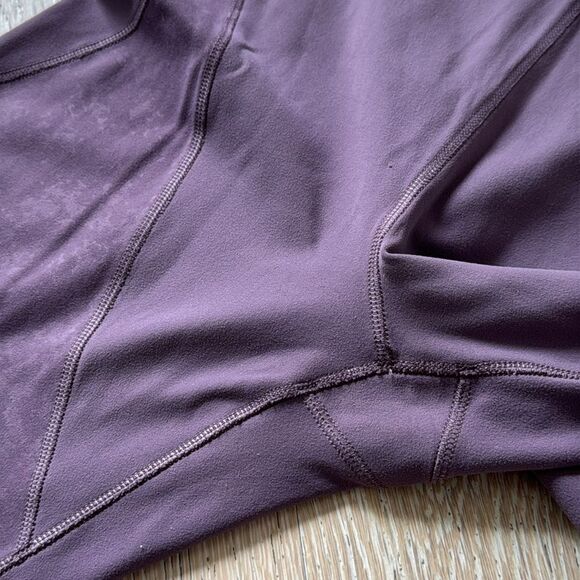 lululemon lab Embossed Nulu Yoga High-Rise Tights 25" Amethyst Sz6 - Picture 8 of 14